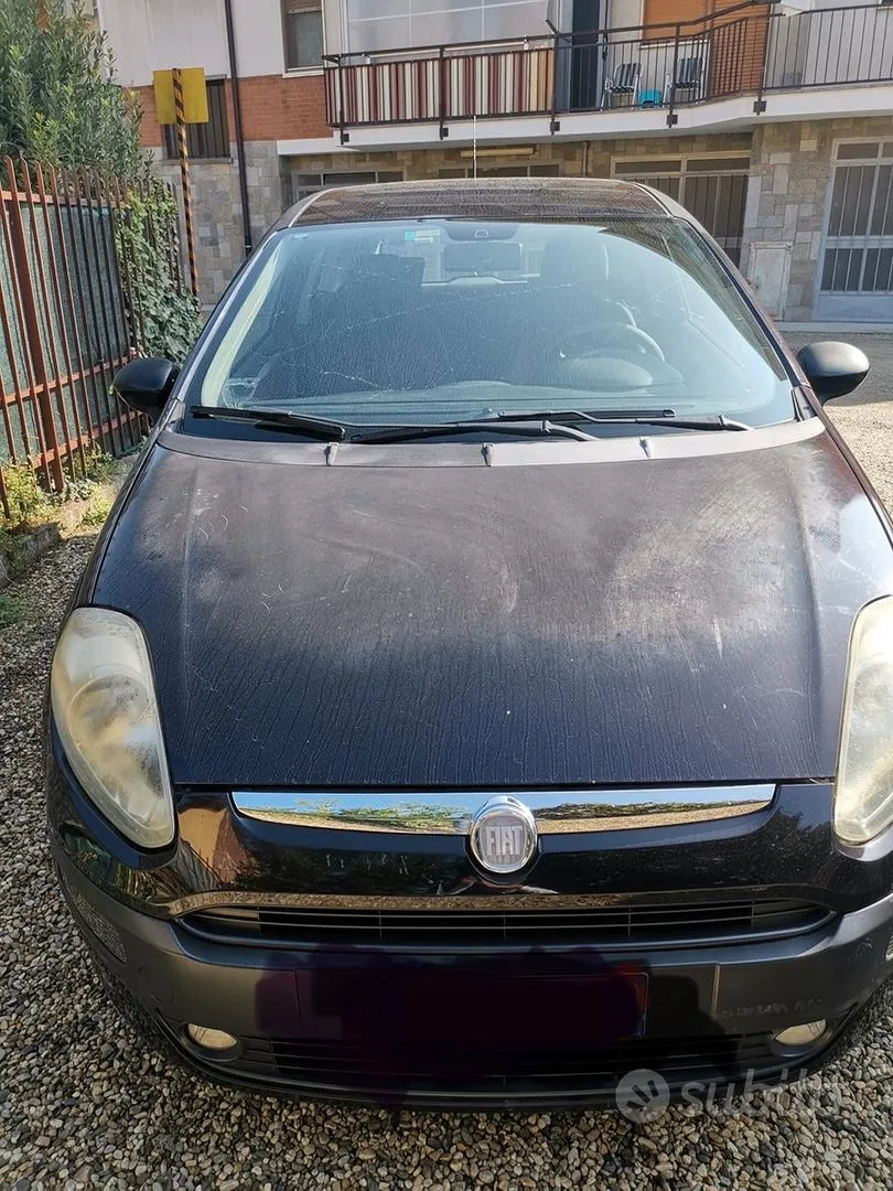 Fiat Punto Evo 2010 photo 2