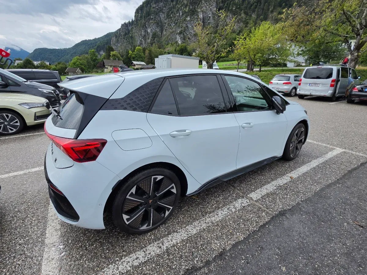 Cupra Born 2026 photo 2