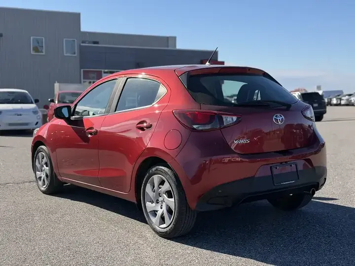 Toyota Yaris Hatchback 2020 photo 4