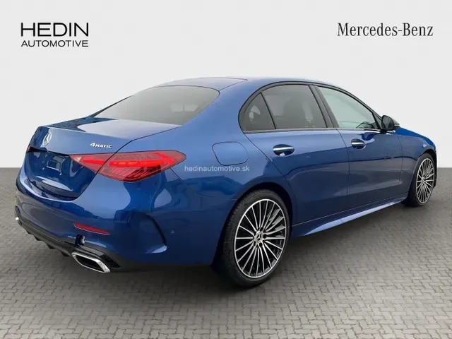 Mercedes-Benz C-Class 2025 photo 4
