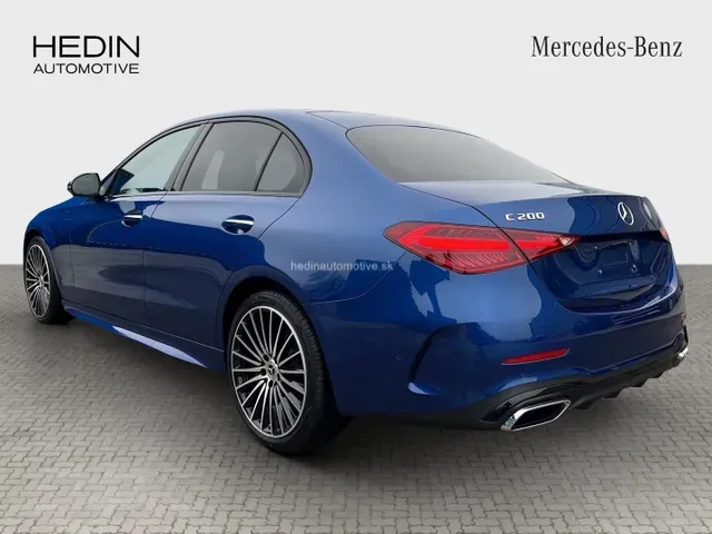 Mercedes-Benz C-Class 2025 photo 2