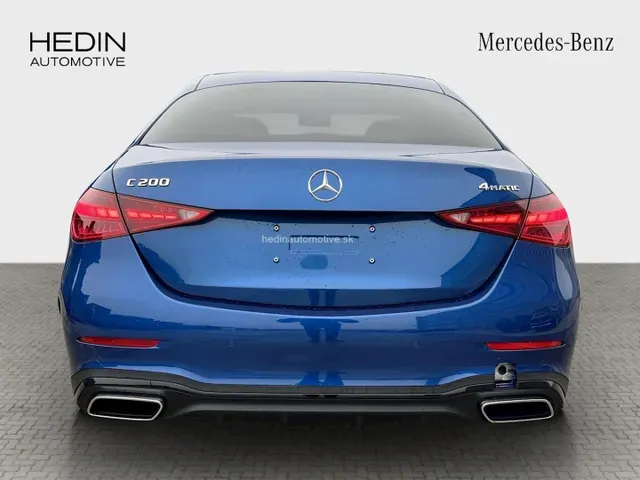 Mercedes-Benz C-Class 2025 photo 3