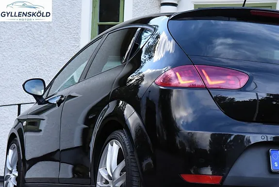 Seat Leon 2012 photo 3