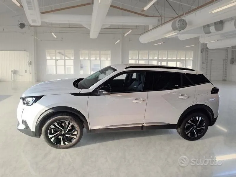Peugeot 2008 2022 photo 5