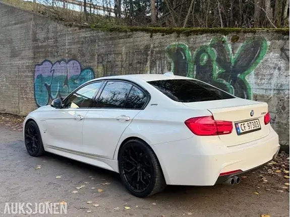 BMW 330E 2017 photo 4