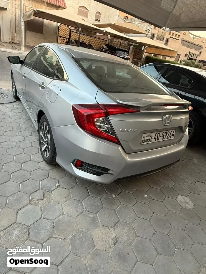 Honda Civic 2017 photo 3