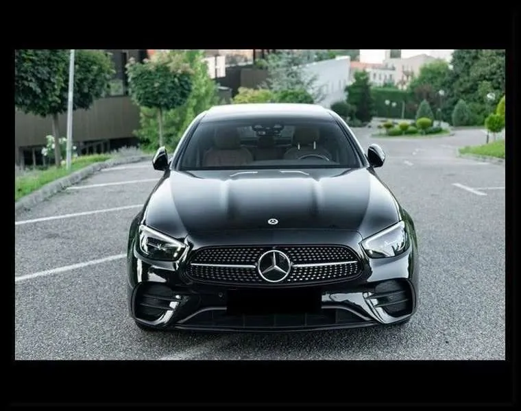 Mercedes-Benz E 220 D 2023 photo 3