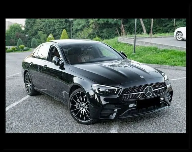 Mercedes-Benz E 220 D