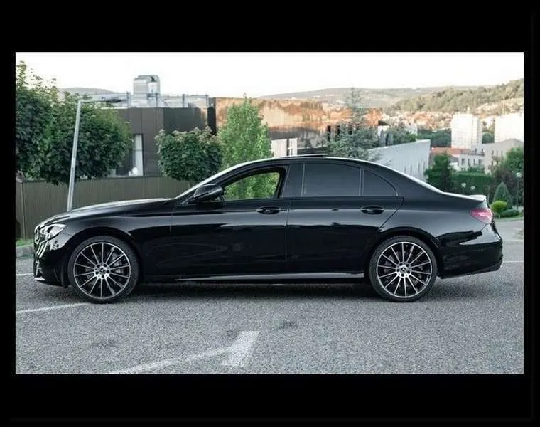 Mercedes-Benz E 220 D 2023 photo 5