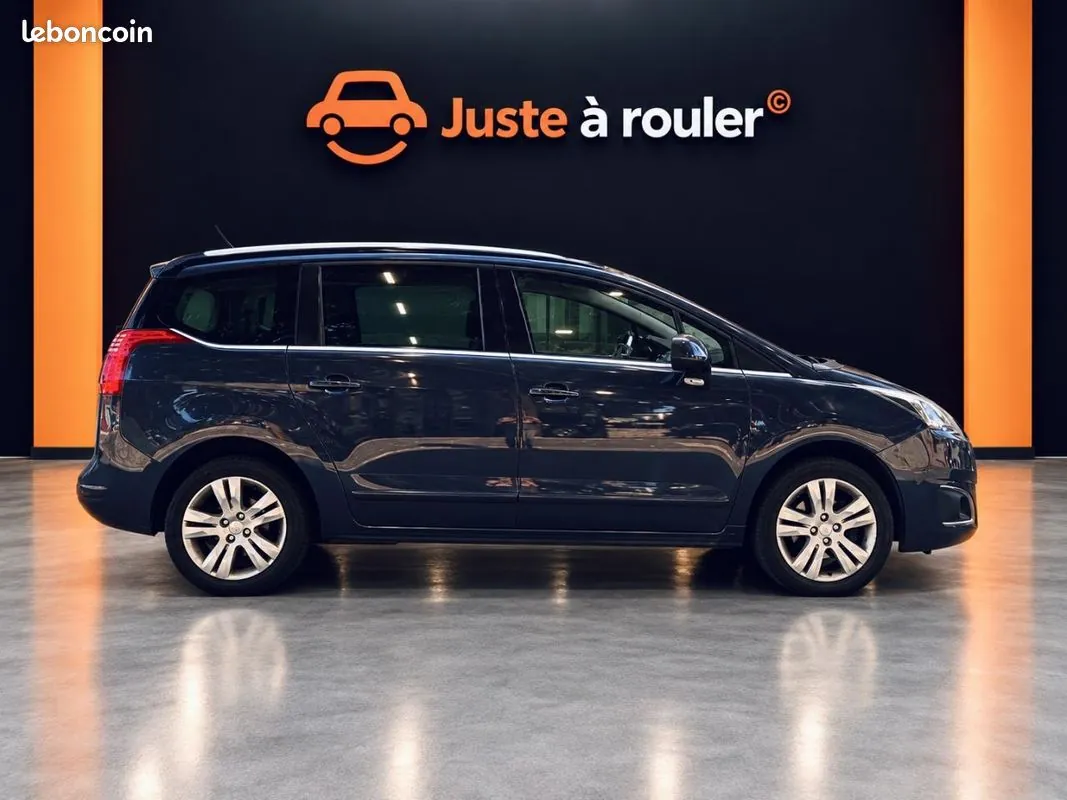 Peugeot 5008 2015 photo 3