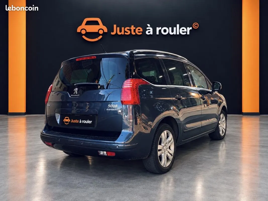 Peugeot 5008 2015 photo 5