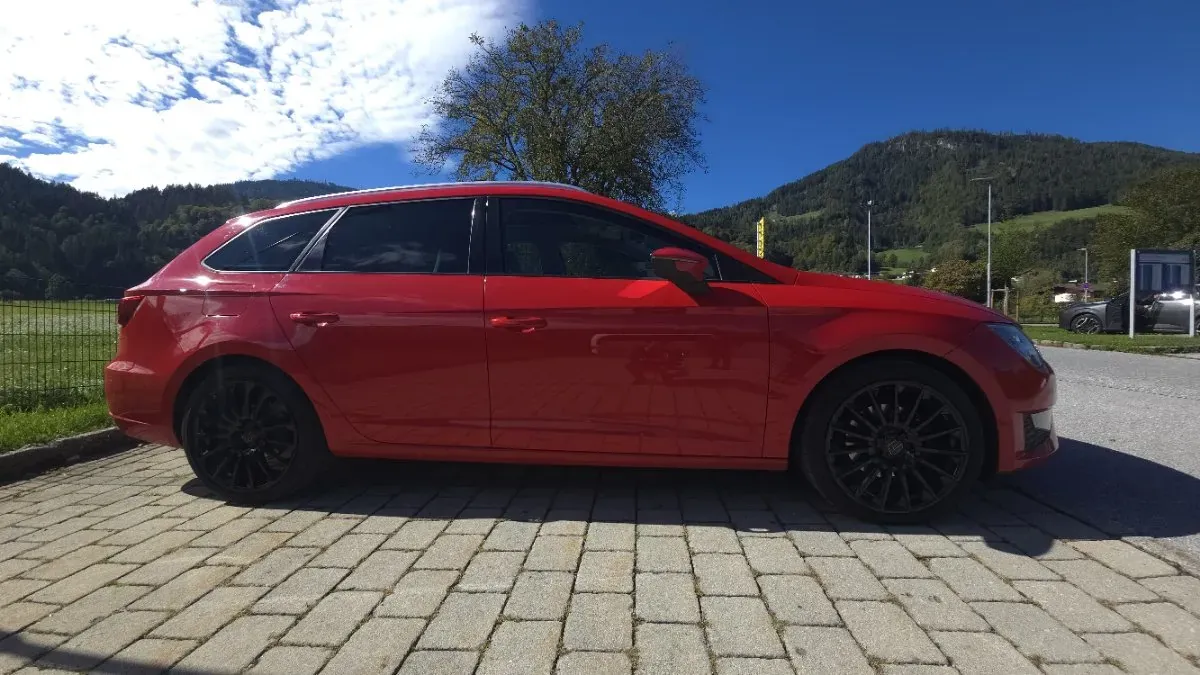 Seat Leon 2014 photo 2
