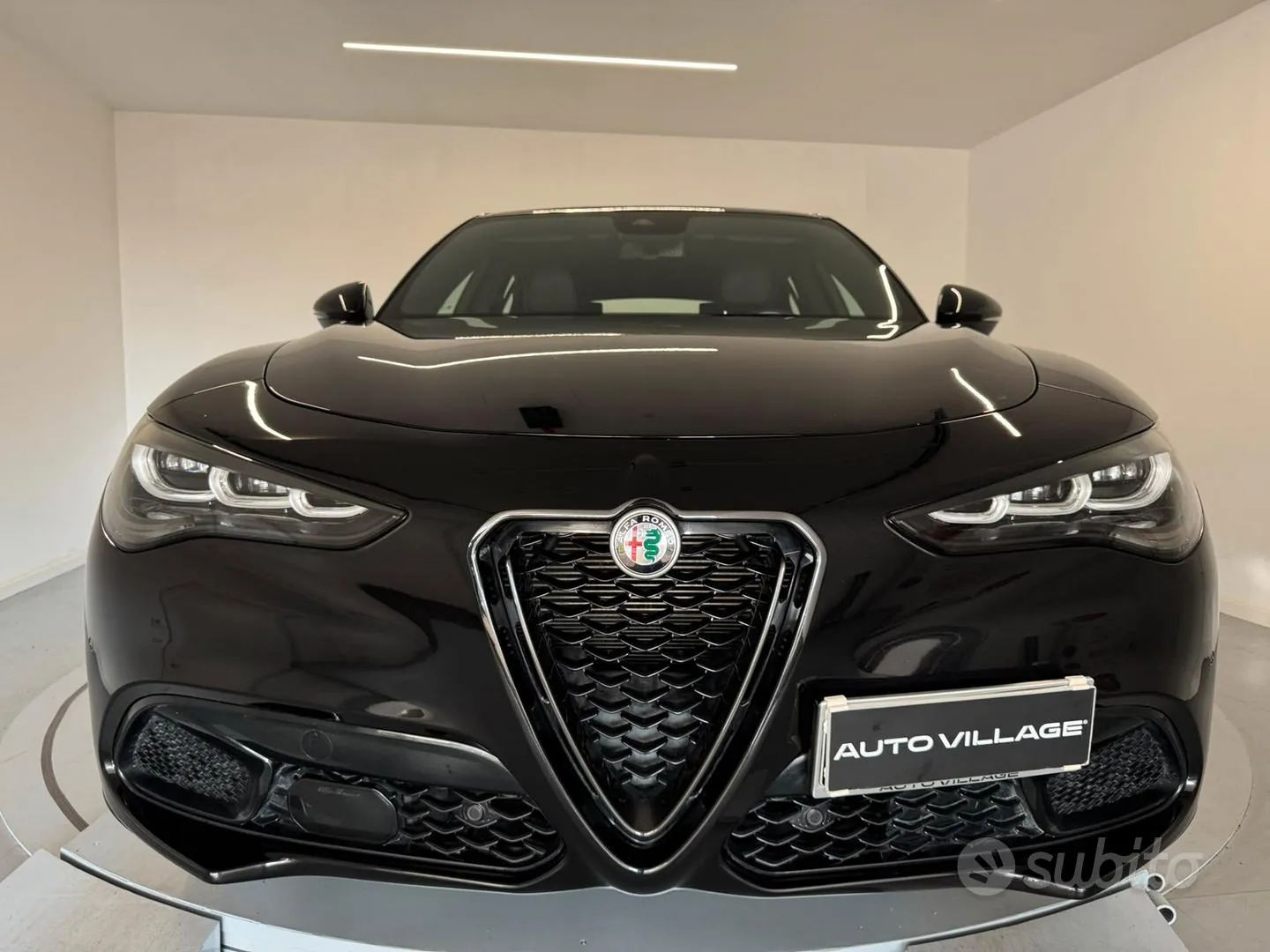 Alfa Romeo Stelvio 2023 photo 2