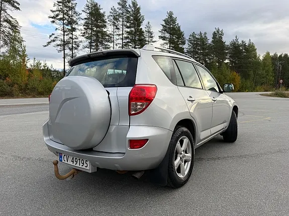Toyota Rav4 2007 photo 5