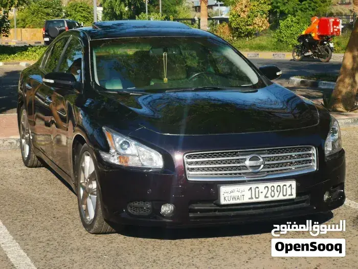Nissan Maxima