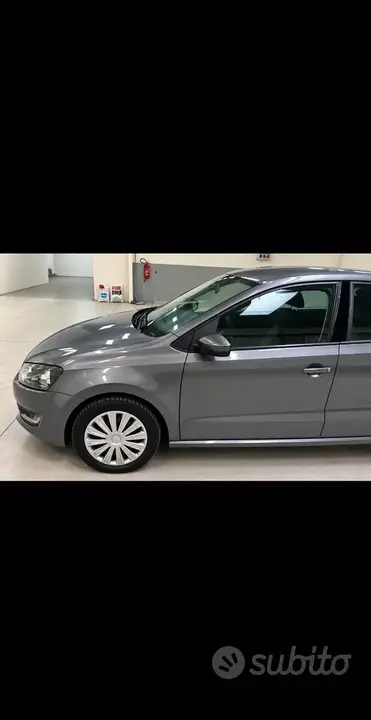 Volkswagen Polo 2011 photo 3