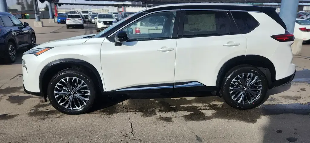 Nissan Rogue 2026 photo 2