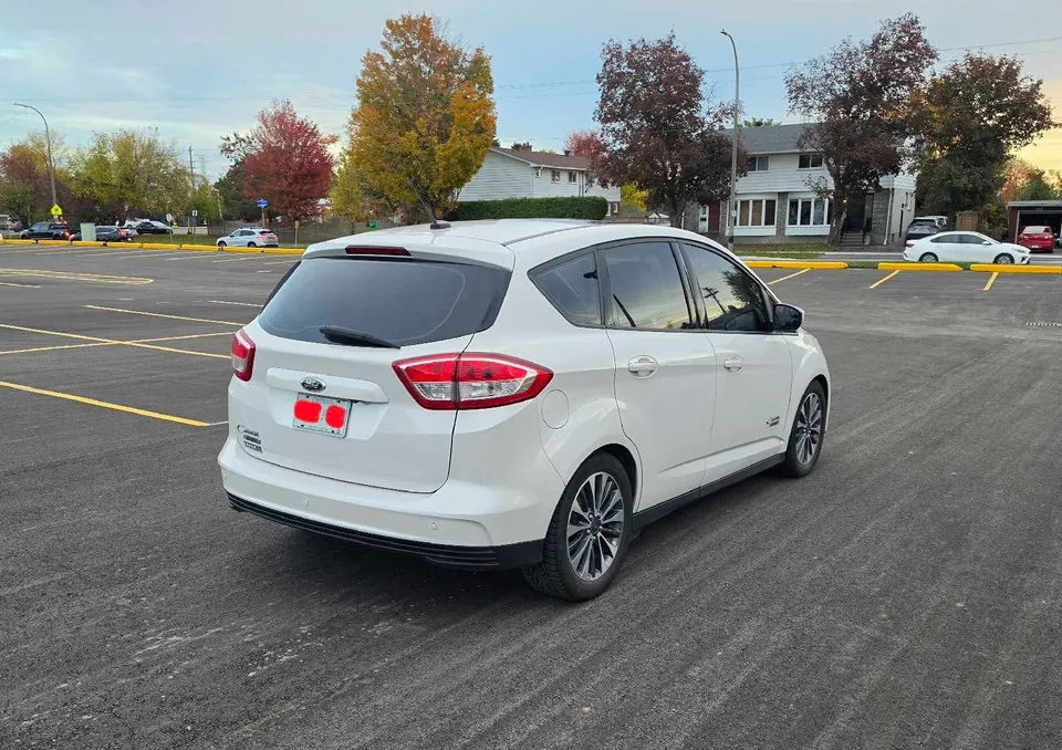 Ford C-Max 2017 photo 4