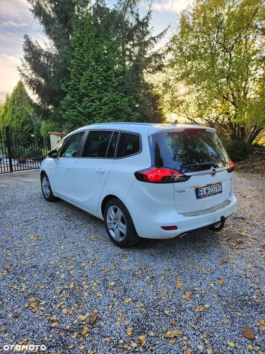 Opel Zafira 2016 photo 4