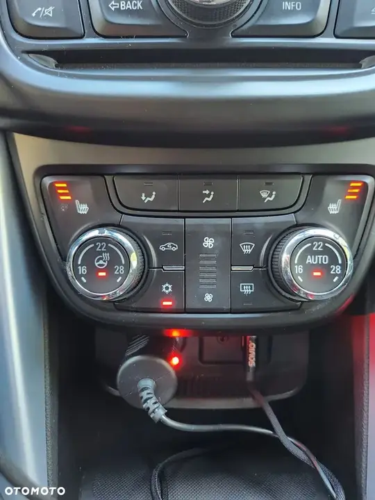 Opel Zafira 2016 photo 5