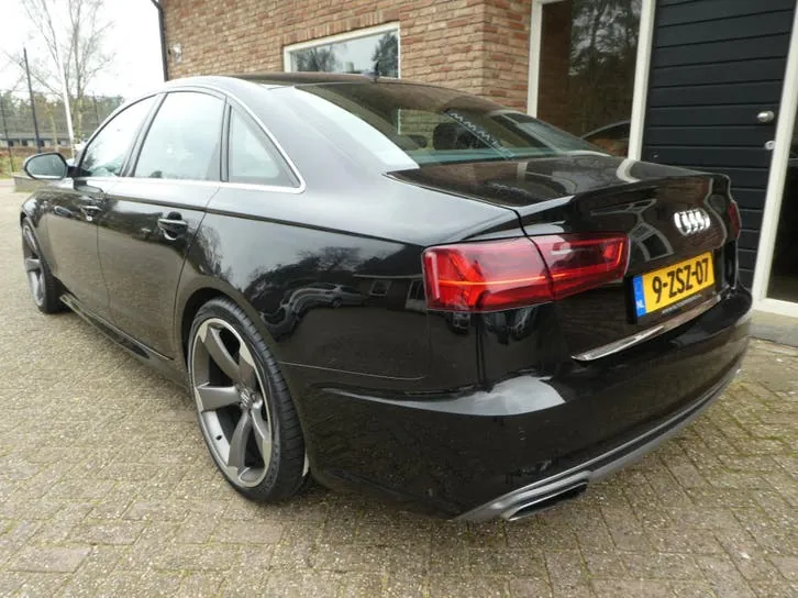 Audi A6 2015 photo 3