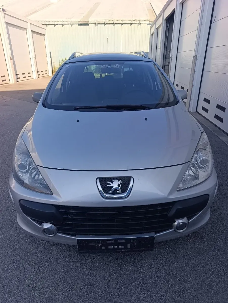 Peugeot 307