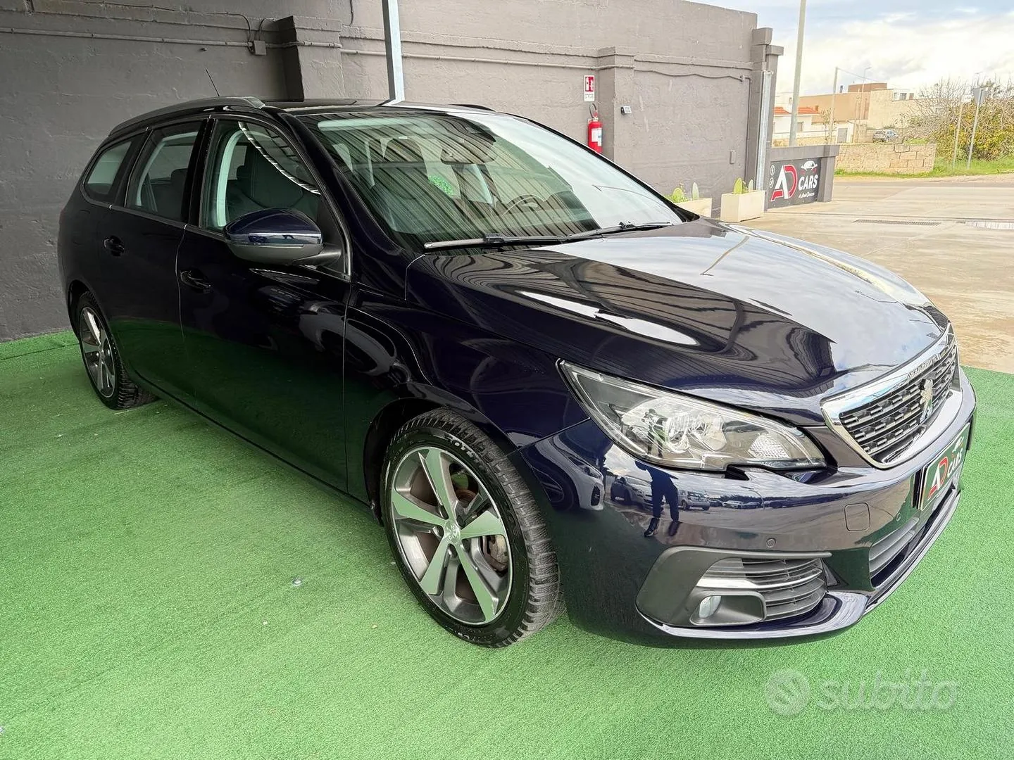 Peugeot 308 2019 photo 3