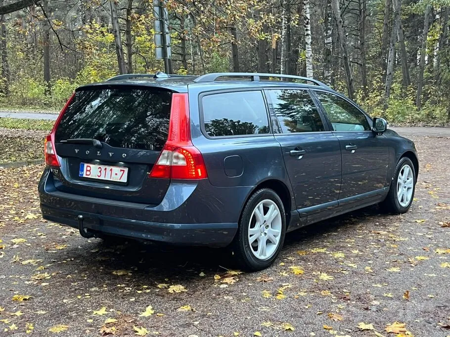 Volvo V70 2009 photo 5
