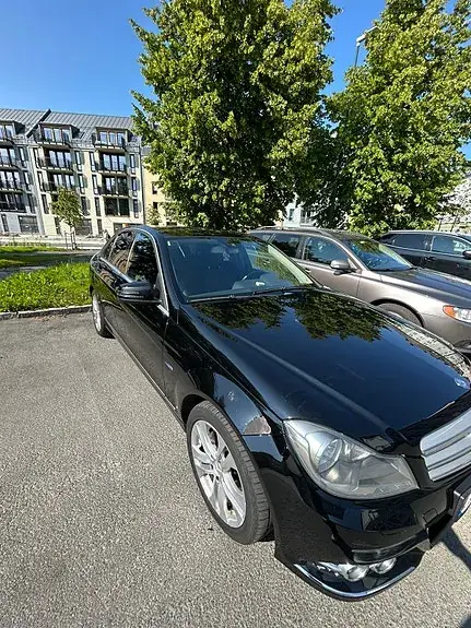 Mercedes-Benz C180 2011 photo 2