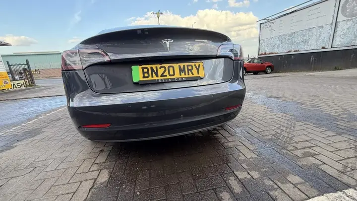 Tesla Model 3 2020 photo 5