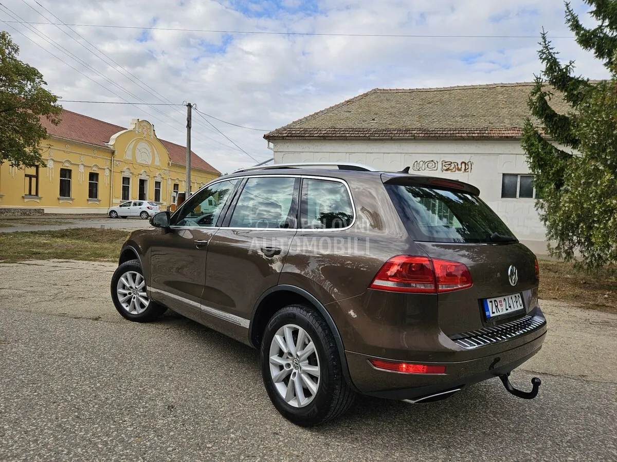 Volkswagen Touareg 2010 photo 3