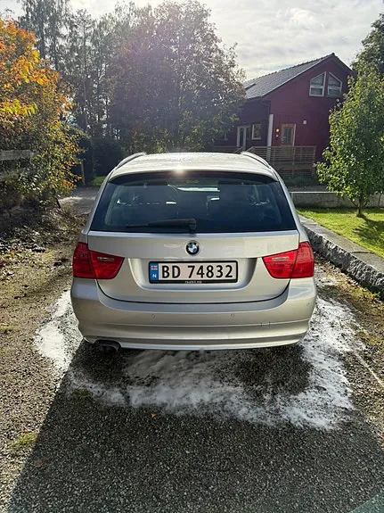 BMW 320D 2012 photo 4