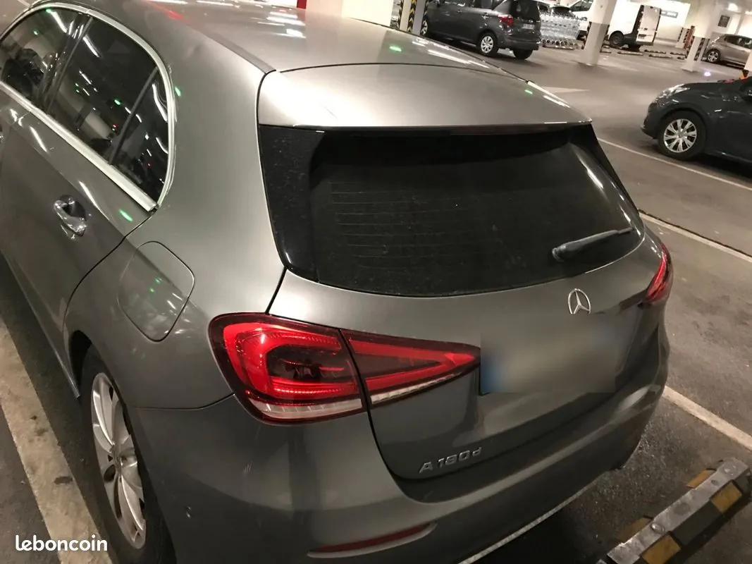 Mercedes-Benz A-Class 2018 photo 2