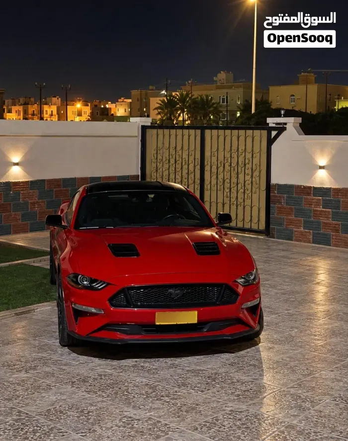 Ford Mustang 2021 photo 2