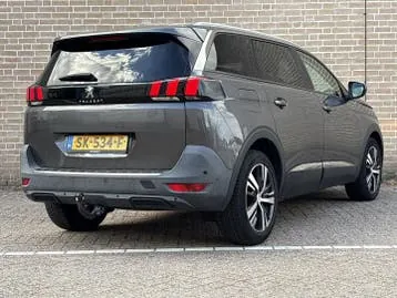 Peugeot 5008 2018 photo 2