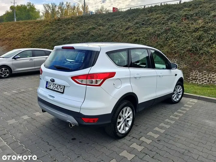 Ford Kuga 2015 photo 3