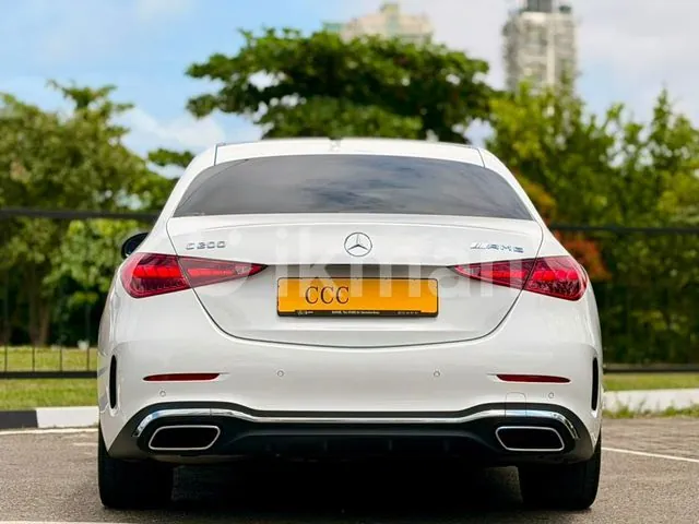 Mercedes-Benz C200 2023 photo 3