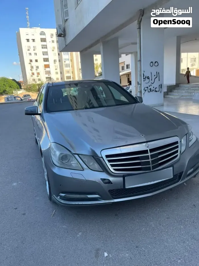Mercedes-Benz E-Class 2010 photo 3