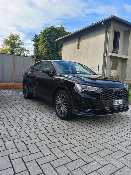 Audi Q3 2021 photo 4