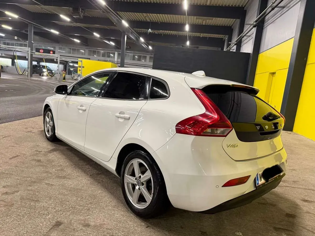 Volvo V40 2015 photo 3