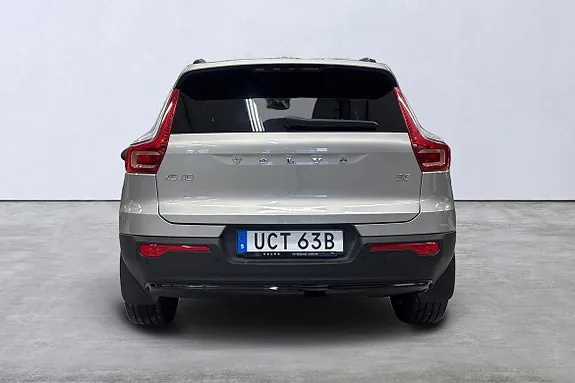 Volvo Xc40 2025 photo 5