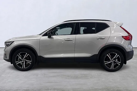 Volvo Xc40 2025 photo 2
