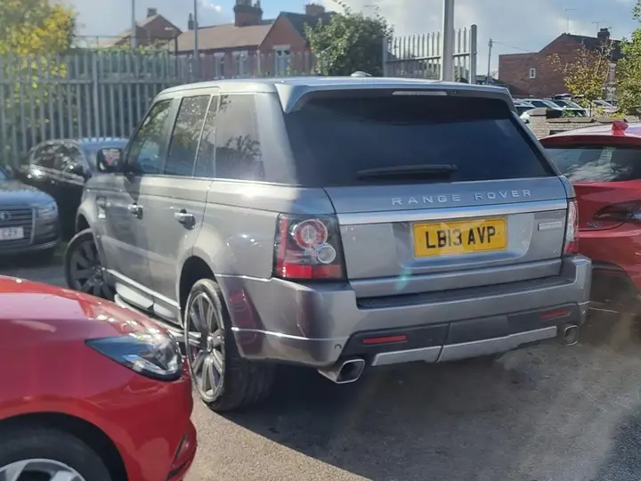 Land Rover Range Rover Sport 2013 photo 4