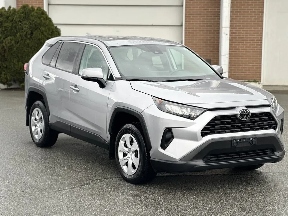 Toyota Rav4 2024 photo 3