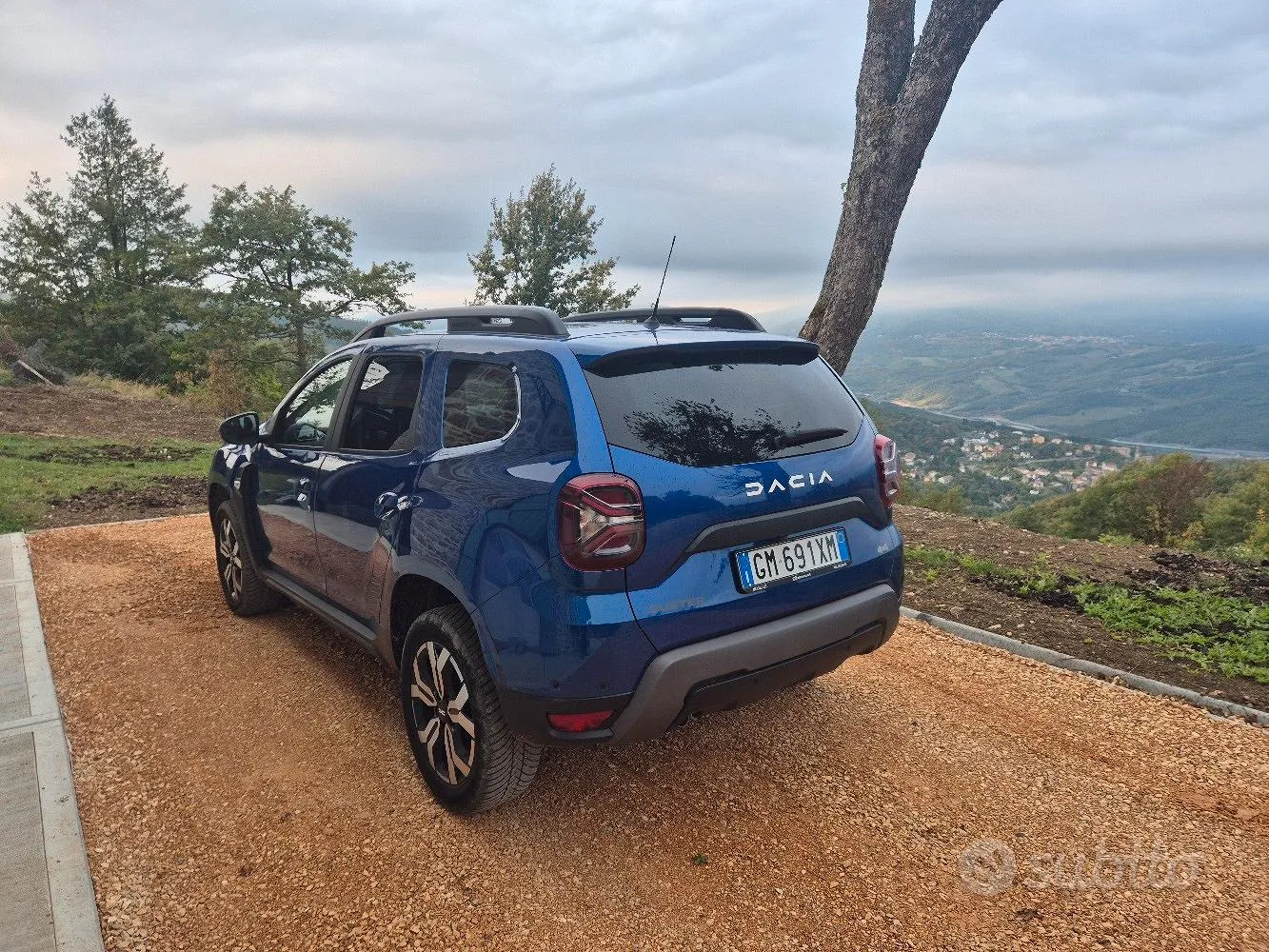 Dacia Duster 2023 photo 2