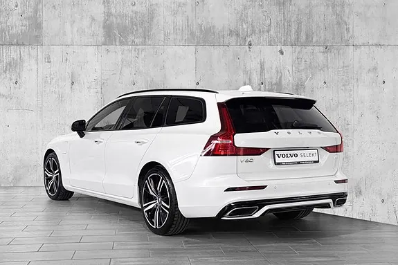 Volvo V60 2022 photo 4