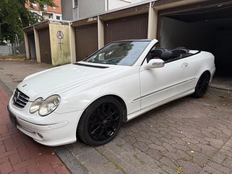 Mercedes-Benz 320