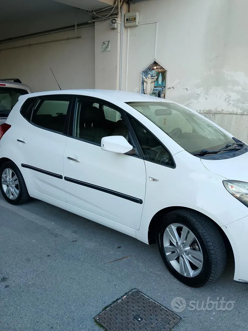 Hyundai Ix20 2012 photo 2