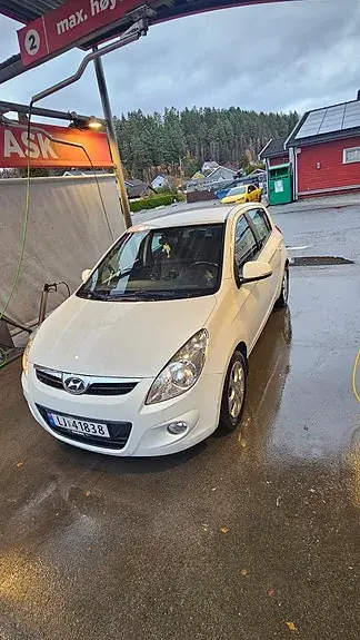 Hyundai I20