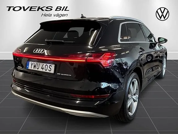 Audi E-Tron 2021 photo 5